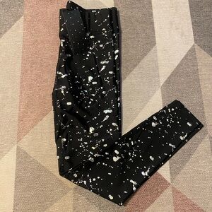 Terez Silver/Gold Foil Leggings Size M